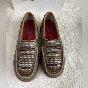 Twisted women's shoes size 6.5